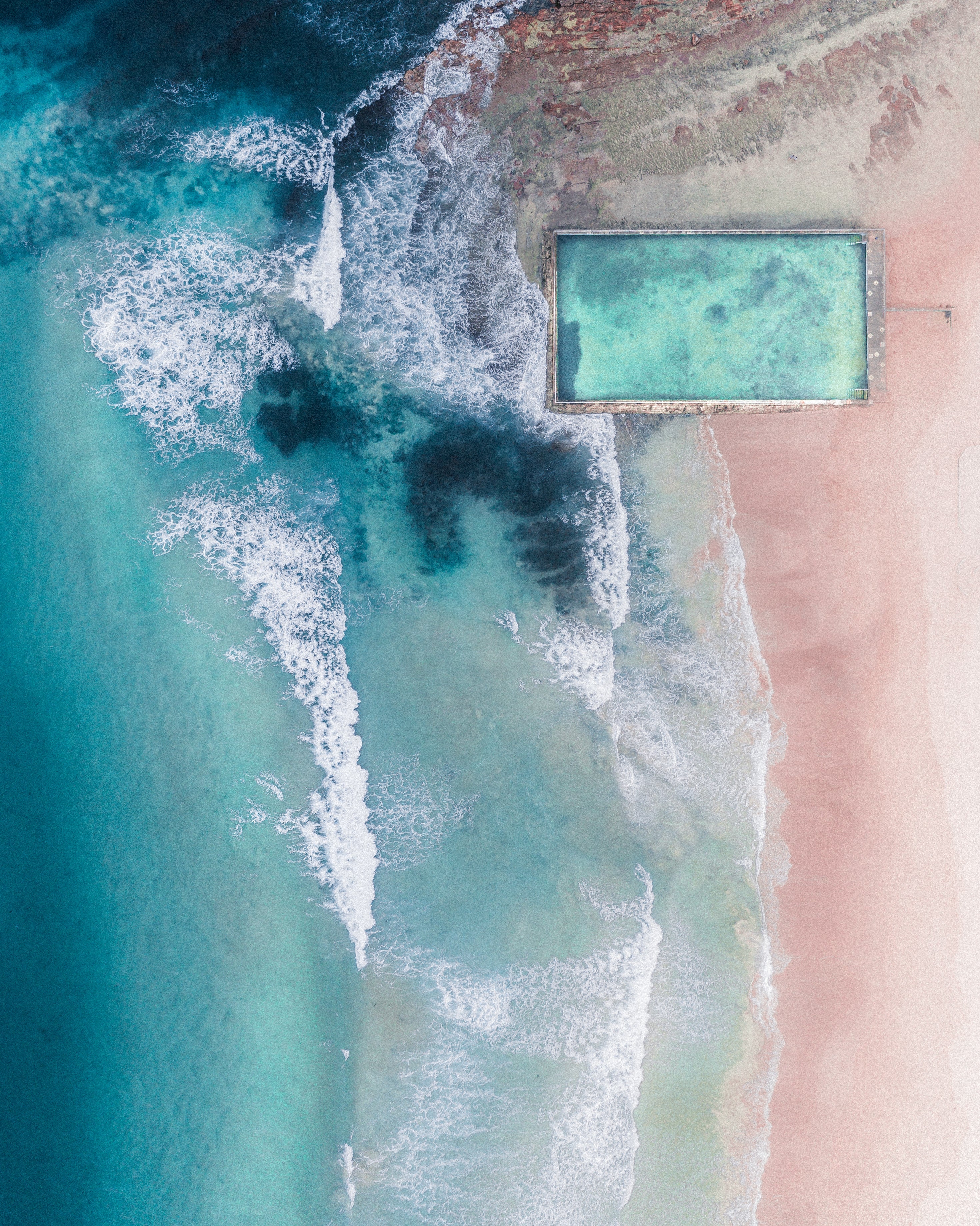Pastel Pool – Ocean Feels By Ben Mack